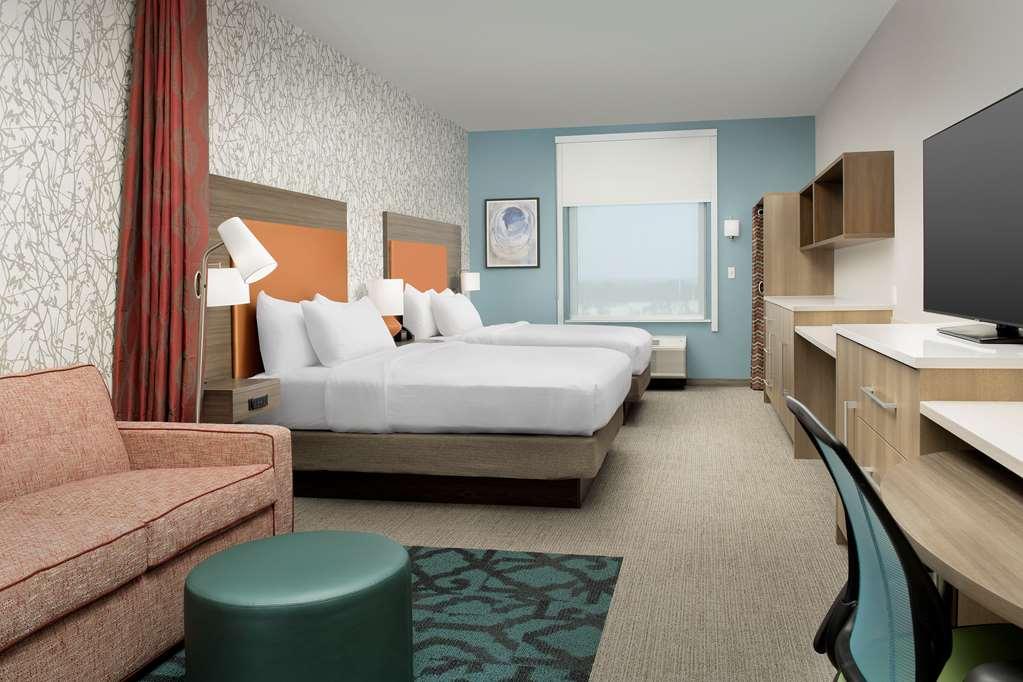 Hotel Home2 By Hilton Westshore Airport
