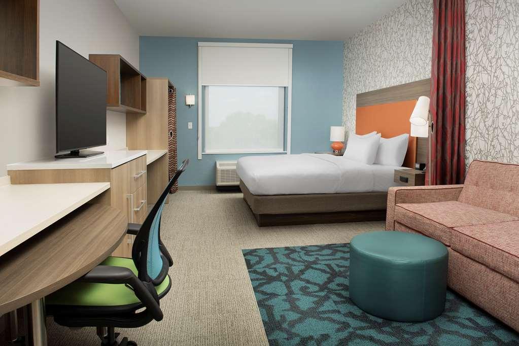 Hotel Home2 By Hilton Westshore Airport